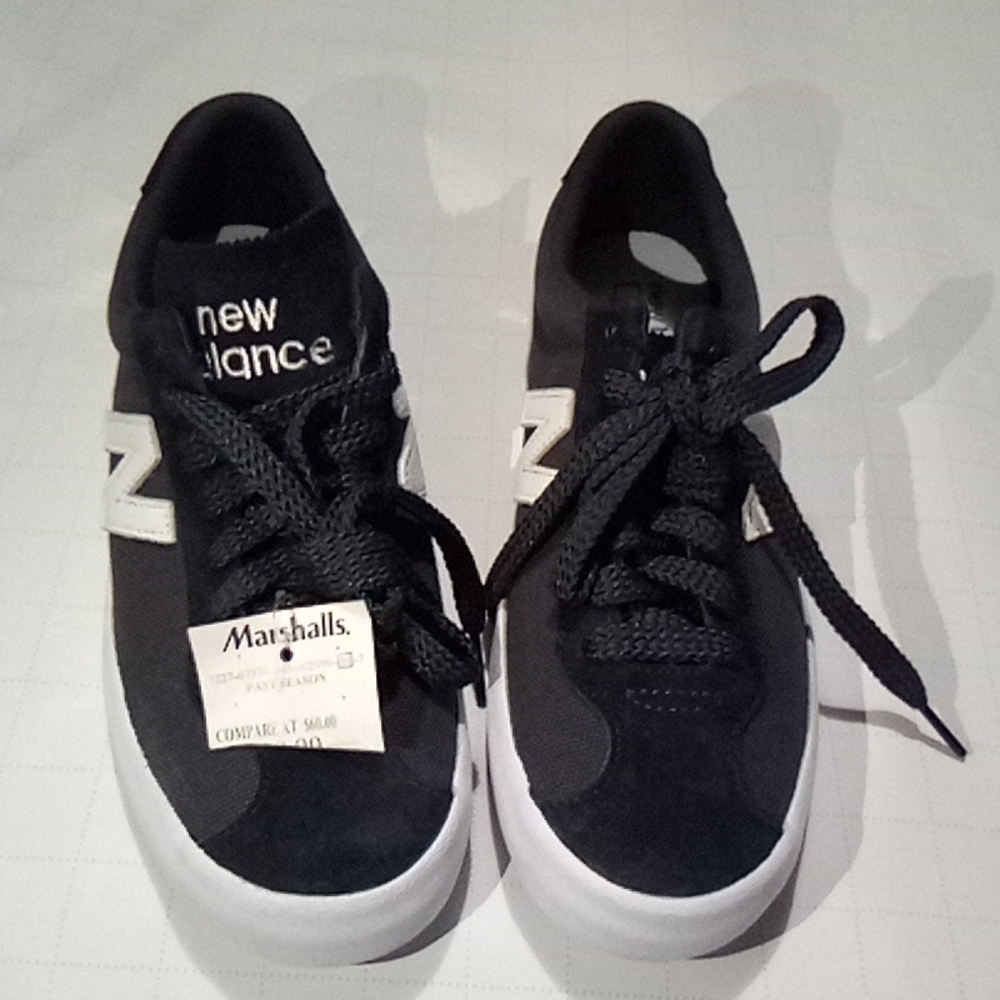 New Balance Tempus  ML22NW men's size 5.5